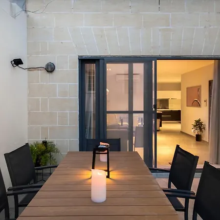 3Br Penthouse With Huge Terrace - Sliema, Triq Trofimu Apartment Exterior photo