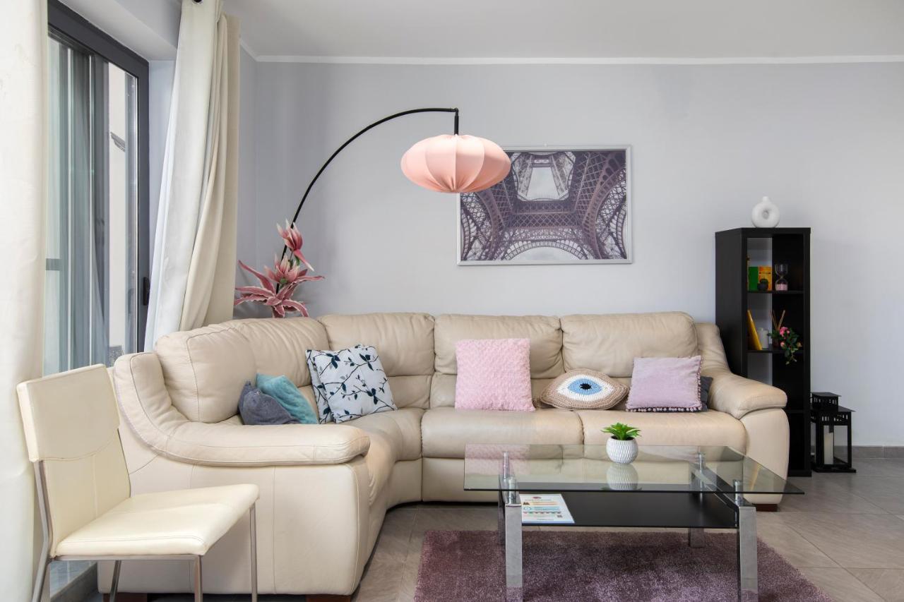 3br Penthouse With Huge Terrace - Sliema, Triq Trofimu Apartment Sliema