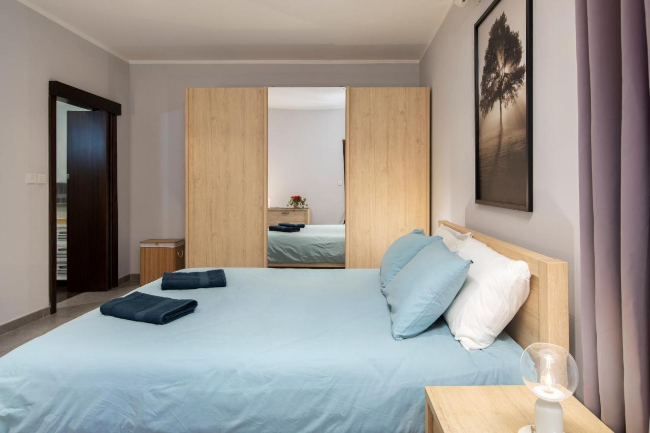 3br Penthouse With Huge Terrace - Sliema, Triq Trofimu Apartment Sliema